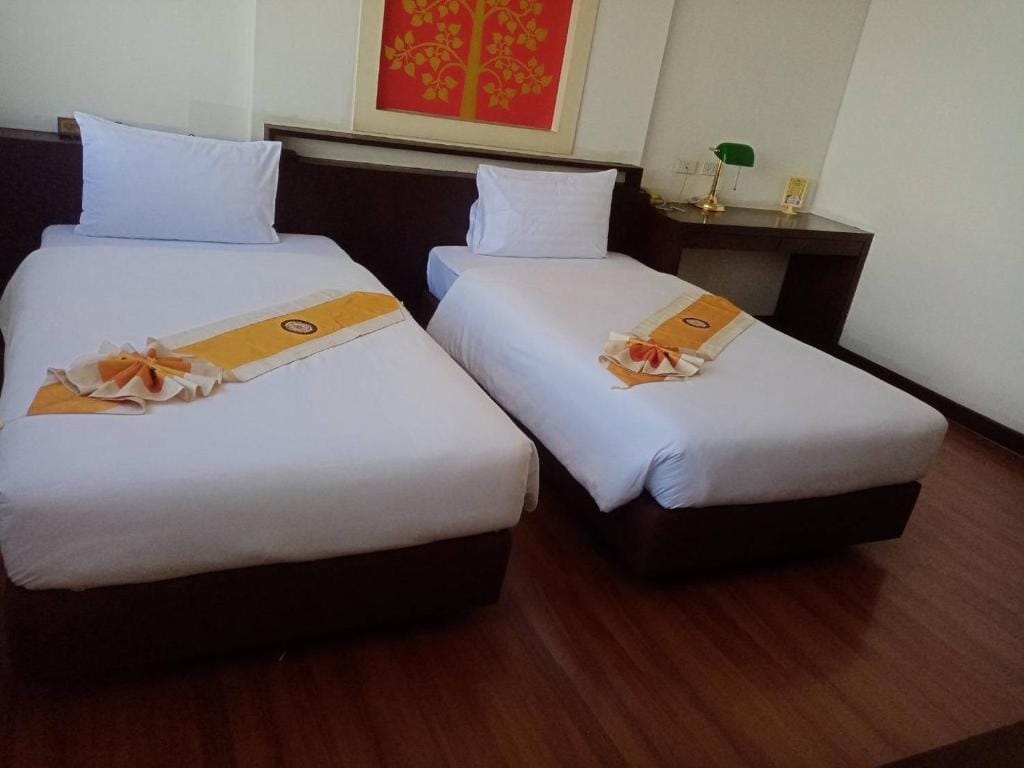 Grand Phranakhon Hotel
